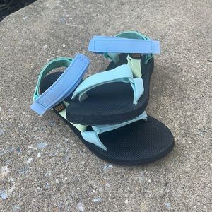 Light Green Multi Tevas
